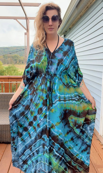 Tie dye caftan, cinched kaftan