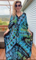 Tie dye caftan, cinched kaftan