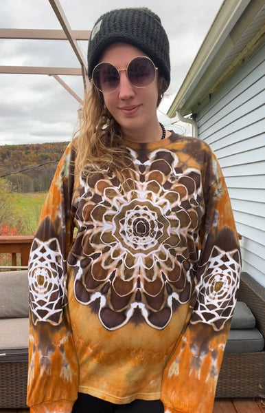 L Tie Dye Unisex Long Sleeve Shirt