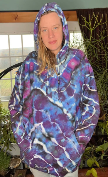 XL/2XL Tie Dye Pullover Hoodie