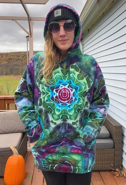 XL/2XL Tie Dye Pullover Hoodie